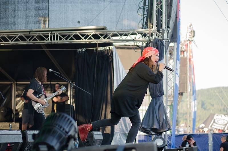 Hrady CZ: Na Rožmberku sklidil největší aplaus Tomáš Klus, sobotní program završili Mig 21