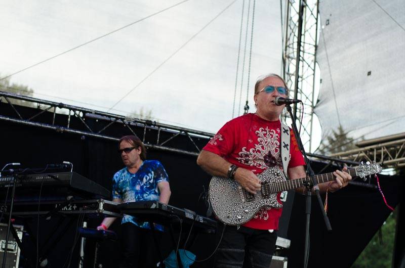 Hrady CZ: Na Rožmberku sklidil největší aplaus Tomáš Klus, sobotní program završili Mig 21