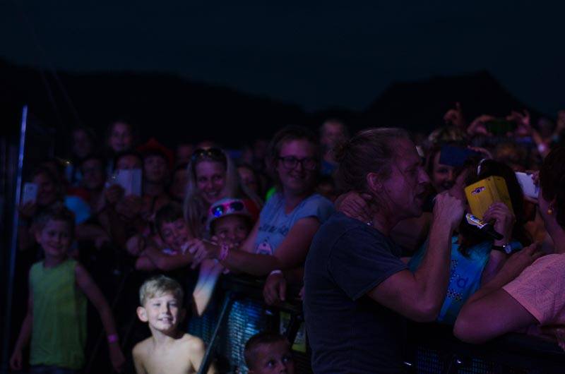 Hrady CZ: Na Rožmberku sklidil největší aplaus Tomáš Klus, sobotní program završili Mig 21