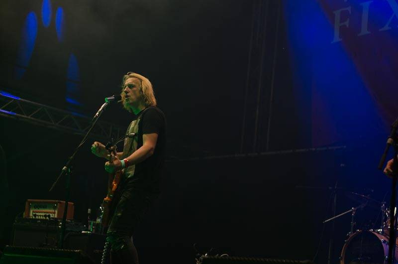 Hrady CZ: Na Rožmberku sklidil největší aplaus Tomáš Klus, sobotní program završili Mig 21