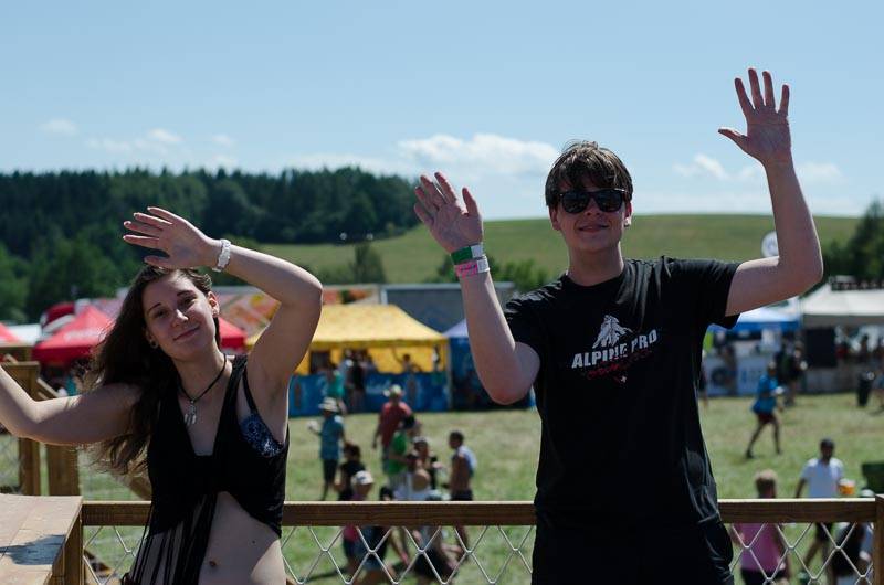 Hrady CZ: Na Rožmberku sklidil největší aplaus Tomáš Klus, sobotní program završili Mig 21