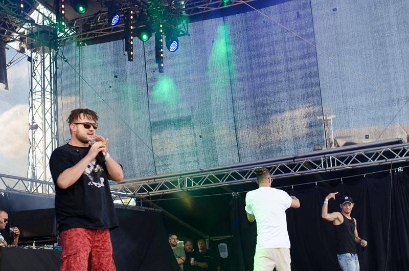 Hrady CZ: Na Rožmberku sklidil největší aplaus Tomáš Klus, sobotní program završili Mig 21