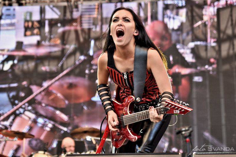 Ostrava v plamenech: Fanoušky rozpálili Arch Enemy, Loudness i Kreyson