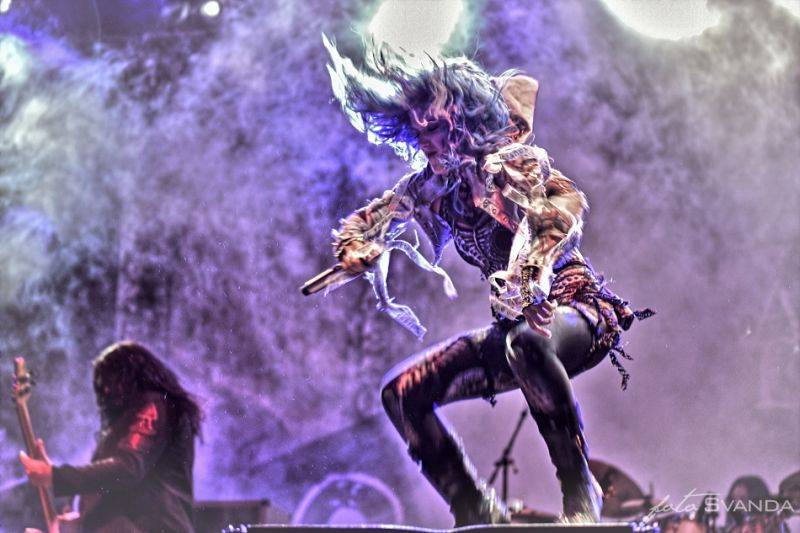 Ostrava v plamenech: Fanoušky rozpálili Arch Enemy, Loudness i Kreyson