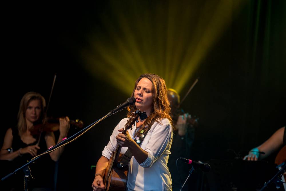 Aneta Langerová zpívala na Vyšehradě o srpnových kometách i o tom, jak se nad Prahou stmívá