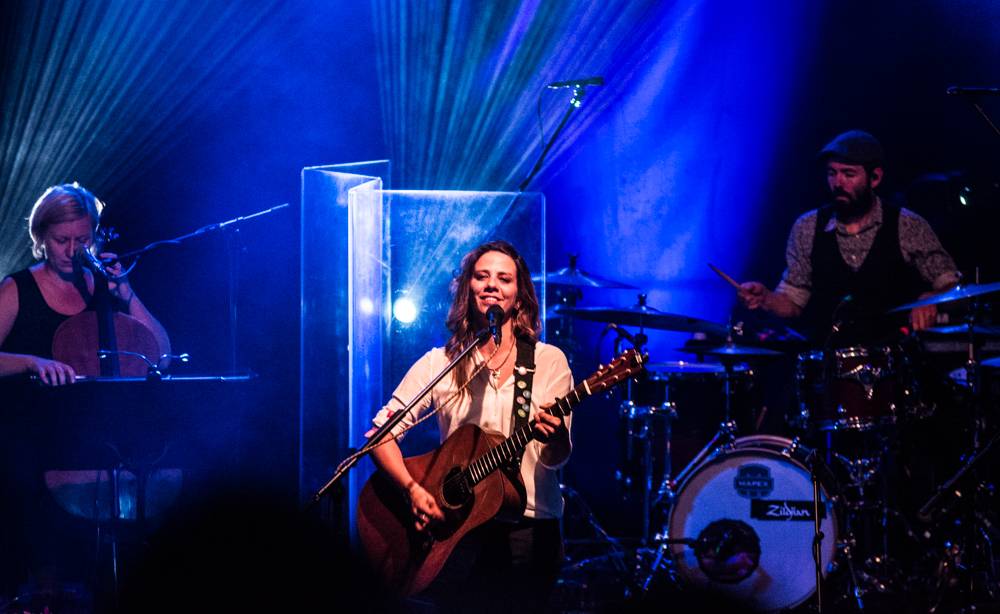 Aneta Langerová zpívala na Vyšehradě o srpnových kometách i o tom, jak se nad Prahou stmívá