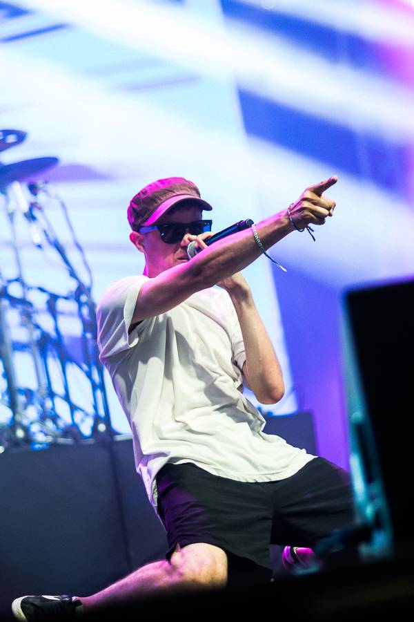 Druhý den Szigetu byl ve znamení indie a rapu, hvězdami programu byli Wiz Khalifa, Biffy Clyro či The Vaccines