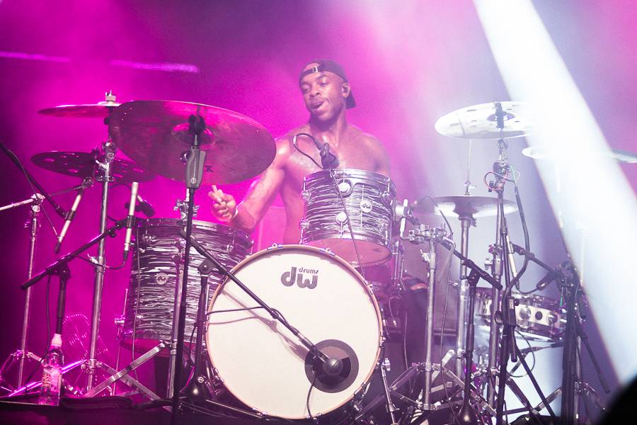 Druhý den Szigetu byl ve znamení indie a rapu, hvězdami programu byli Wiz Khalifa, Biffy Clyro či The Vaccines