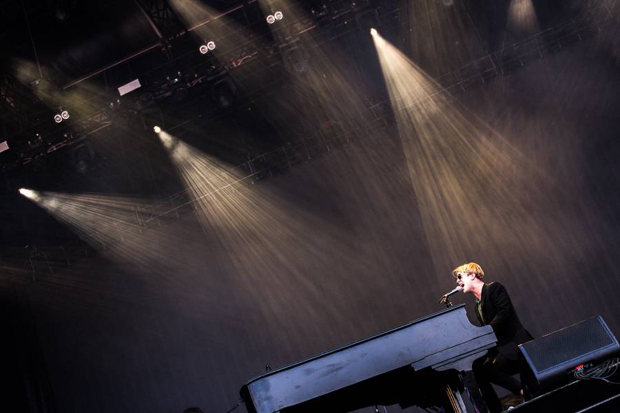 Druhý den Szigetu byl ve znamení indie a rapu, hvězdami programu byli Wiz Khalifa, Biffy Clyro či The Vaccines