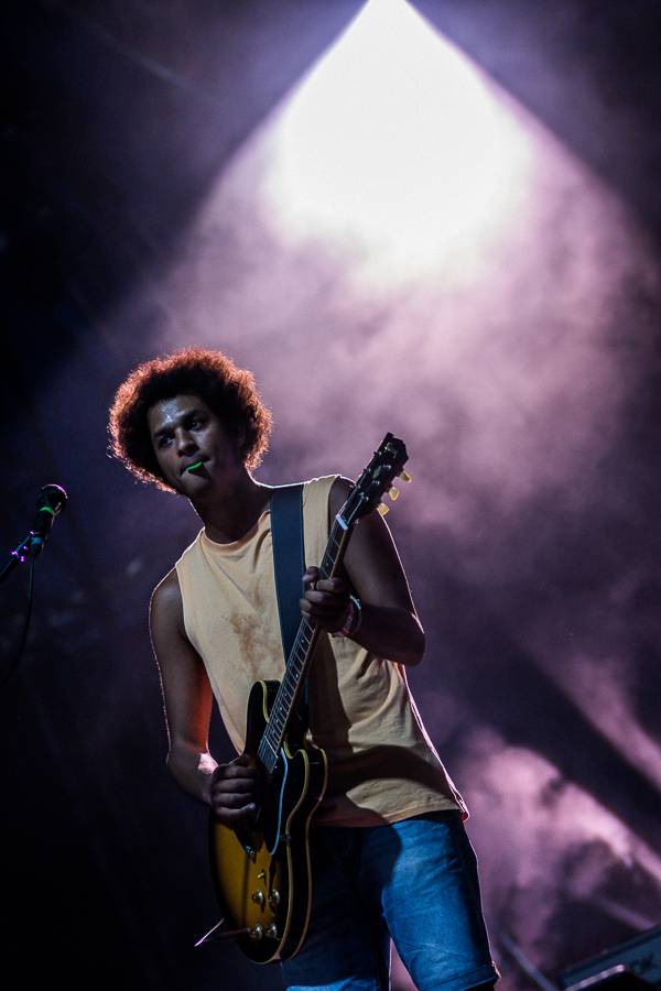 Druhý den Szigetu byl ve znamení indie a rapu, hvězdami programu byli Wiz Khalifa, Biffy Clyro či The Vaccines