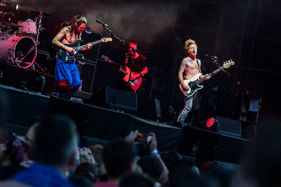 Druhý den Szigetu byl ve znamení indie a rapu, hvězdami programu byli Wiz Khalifa, Biffy Clyro či The Vaccines