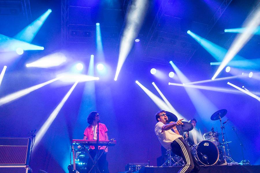 Druhý den Szigetu byl ve znamení indie a rapu, hvězdami programu byli Wiz Khalifa, Biffy Clyro či The Vaccines