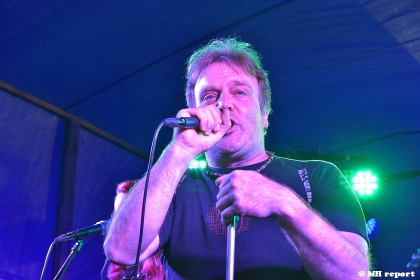 Prasofest na Vlčtejně ovládla skupina Trautenberk