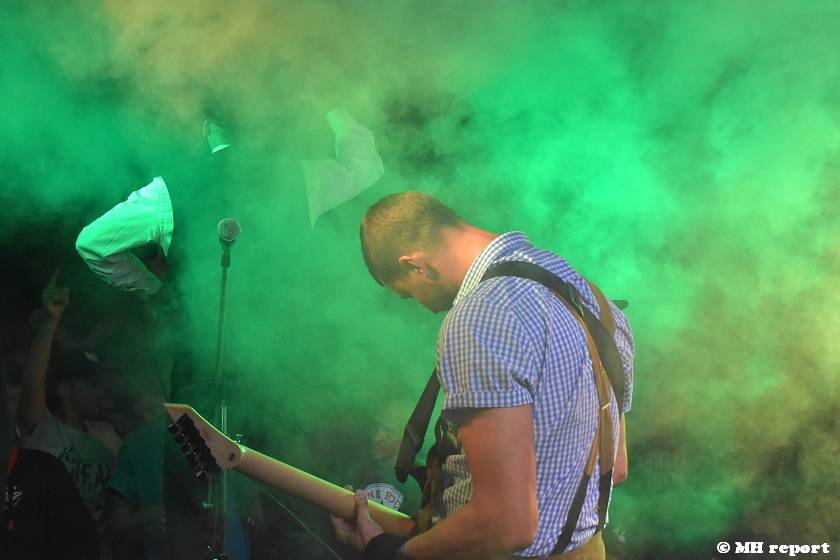 Prasofest na Vlčtejně ovládla skupina Trautenberk