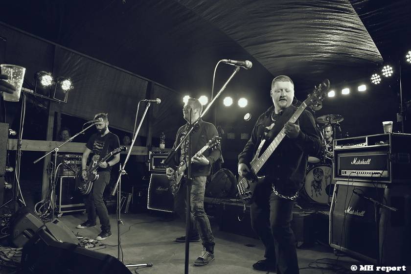 Prasofest na Vlčtejně ovládla skupina Trautenberk