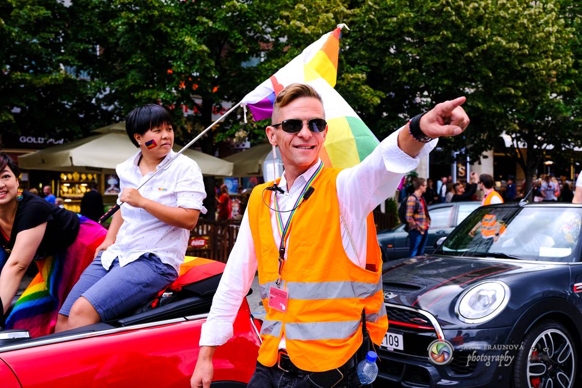 Prague Pride vyvrcholila duhovým průvodem a festivalem na Letné, vystoupila rapperka SharkaSs