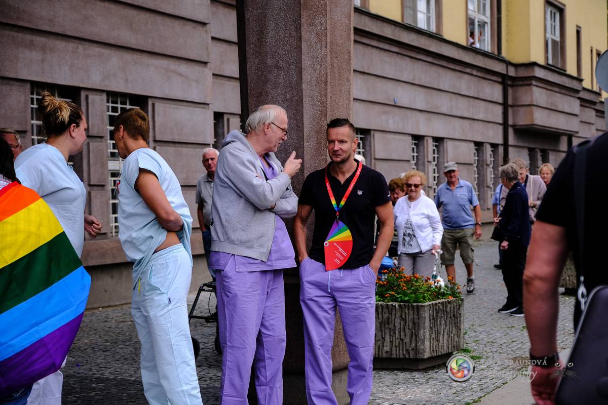 Prague Pride vyvrcholila duhovým průvodem a festivalem na Letné, vystoupila rapperka SharkaSs
