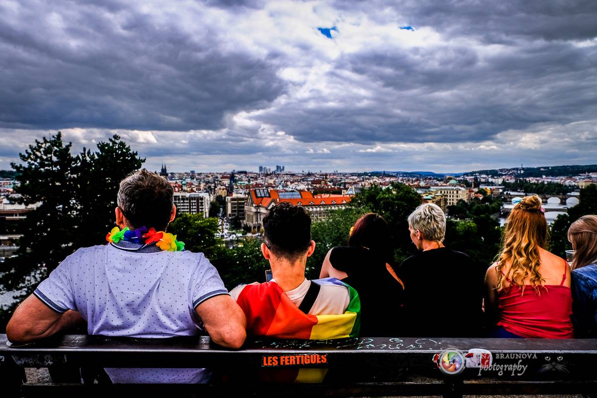 Prague Pride vyvrcholila duhovým průvodem a festivalem na Letné, vystoupila rapperka SharkaSs