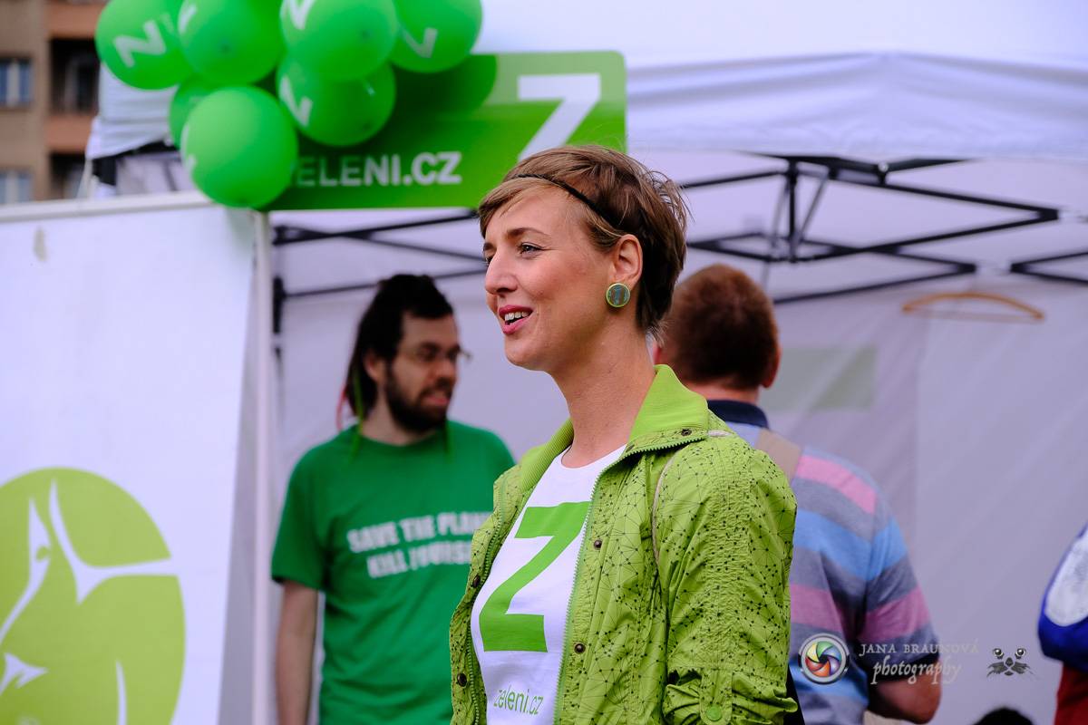 Prague Pride vyvrcholila duhovým průvodem a festivalem na Letné, vystoupila rapperka SharkaSs