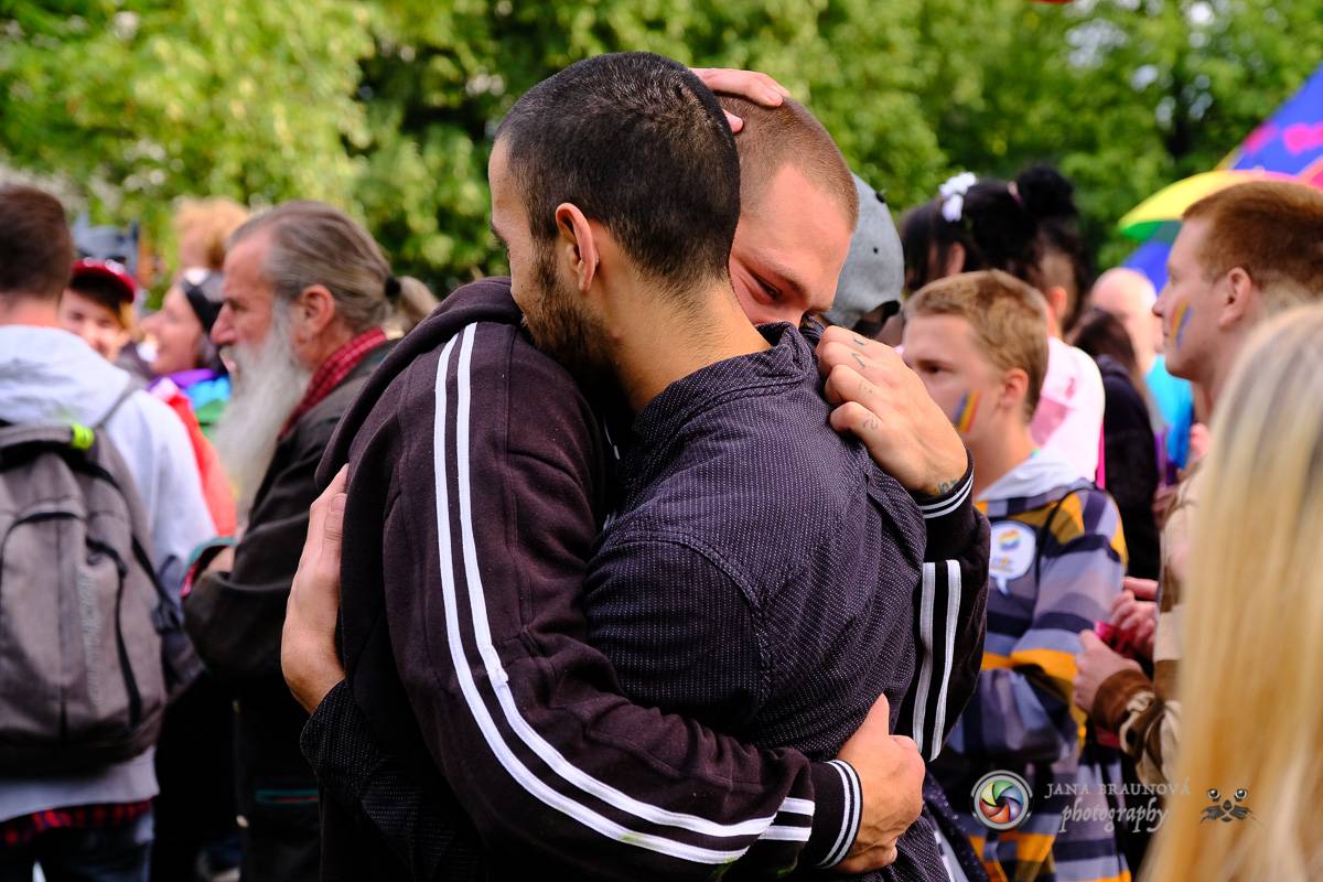 Prague Pride vyvrcholila duhovým průvodem a festivalem na Letné, vystoupila rapperka SharkaSs