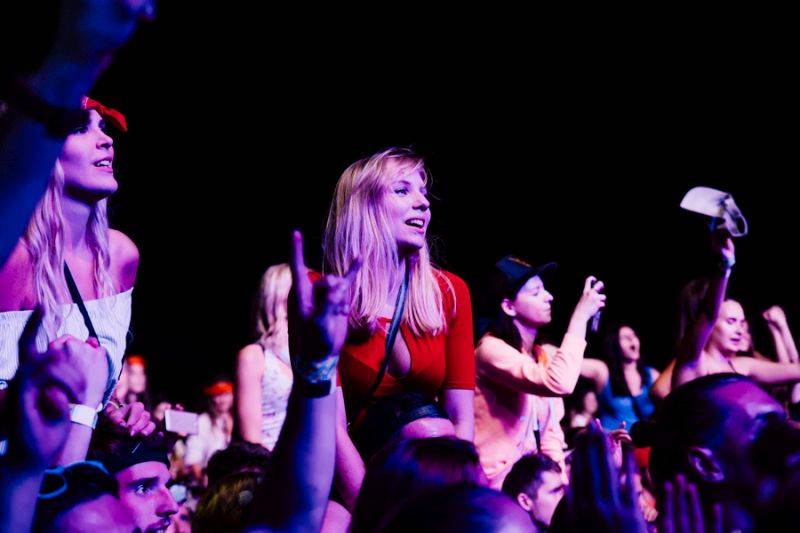 Hrady CZ: Hradec nad Moravicí nabídl v pátek strhující Rybičky 48, Olympic i žádost o ruku