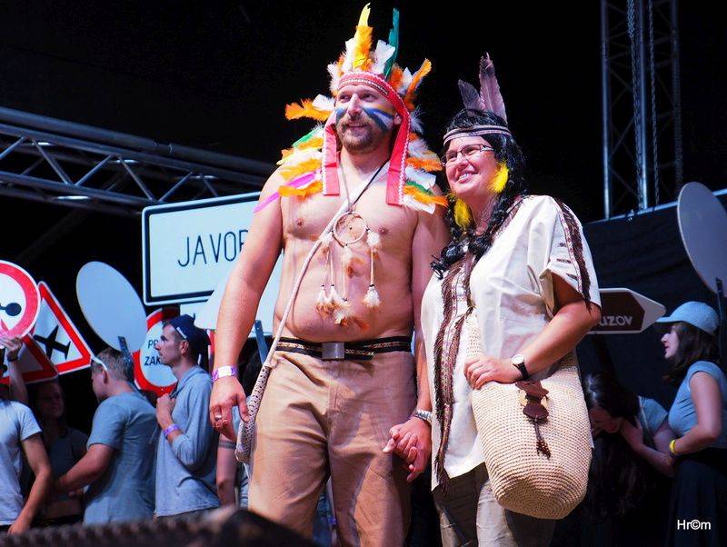 Hrady CZ: Pátek na Bouzově ovládli Rybičky 48 nebo Olympic, volily se nejlepší masky