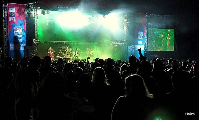 Hrady CZ: Pátek na Bouzově ovládli Rybičky 48 nebo Olympic, volily se nejlepší masky