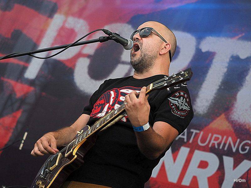 Hrady CZ: Sobotu na Bouzově provoněl Tomáš Klus vonnými tyčinkami, vystoupili i Anna K., Richard Müller nebo Majk Spirit