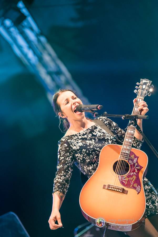 Miro Žbirka, Katarína Knechtová a Ondřej Ruml vystoupili v amfiteátru Loket přímo pod hradem