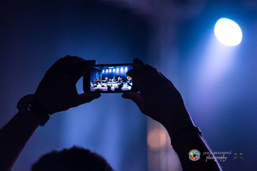 Miro Žbirka, Katarína Knechtová a Ondřej Ruml vystoupili v amfiteátru Loket přímo pod hradem