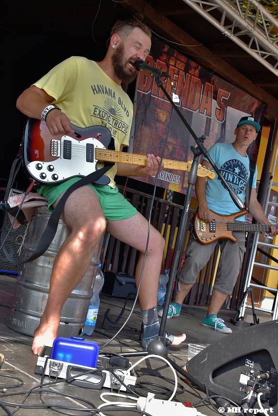 V Tachově proběhl festival JJ Fest vol. 6, zahráli Pearly Seconds nebo SPS