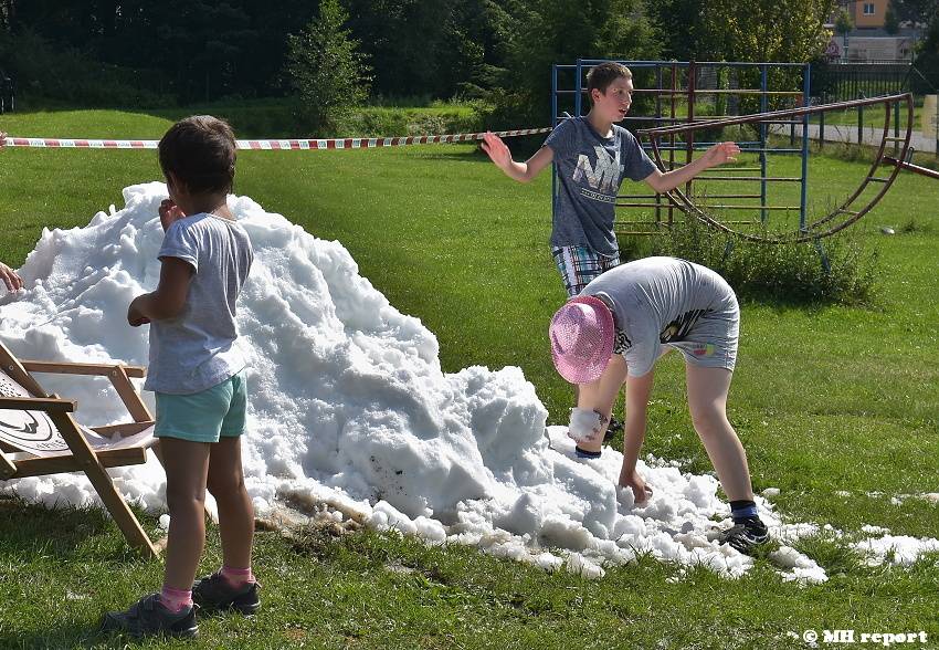 V Tachově proběhl festival JJ Fest vol. 6, zahráli Pearly Seconds nebo SPS