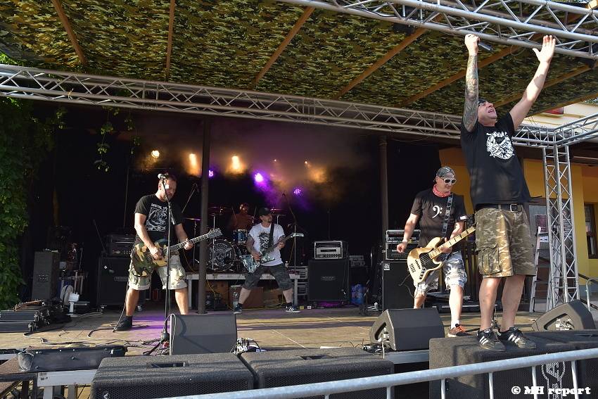 V Tachově proběhl festival JJ Fest vol. 6, zahráli Pearly Seconds nebo SPS