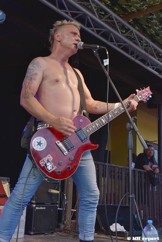 V Tachově proběhl festival JJ Fest vol. 6, zahráli Pearly Seconds nebo SPS