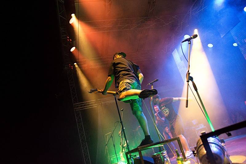 Divokej Bill v Úvalech završil turné, fanouškům servíroval hity i nové album Tsunami