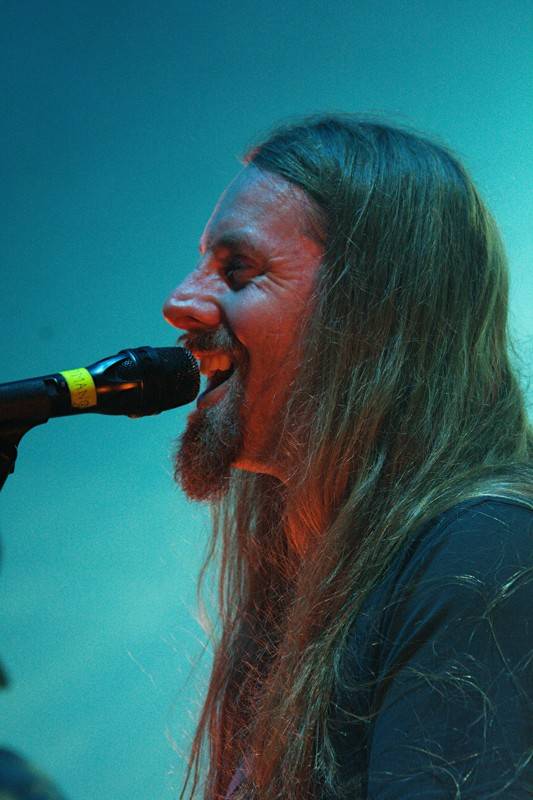 Divokej Bill v Úvalech završil turné, fanouškům servíroval hity i nové album Tsunami