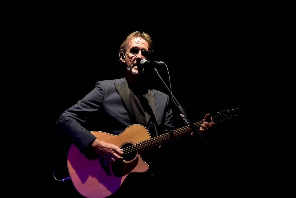  Mike + The Mechanics se proletěli pražskou Lucernou