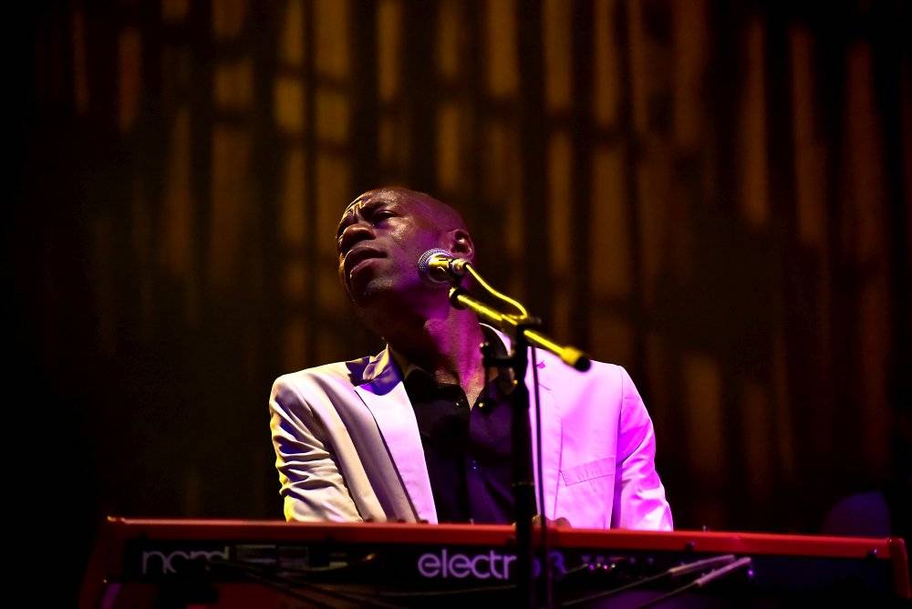  Mike + The Mechanics se proletěli pražskou Lucernou