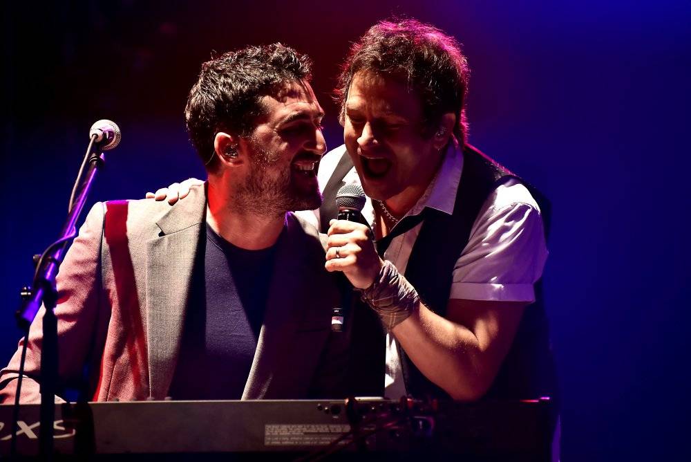  Mike + The Mechanics se proletěli pražskou Lucernou