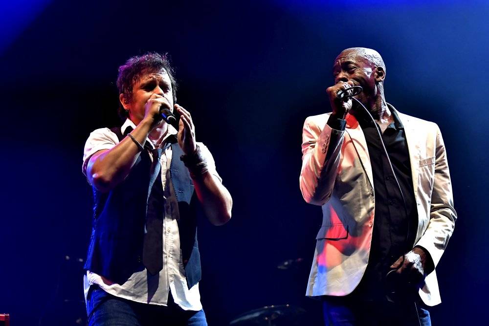  Mike + The Mechanics se proletěli pražskou Lucernou