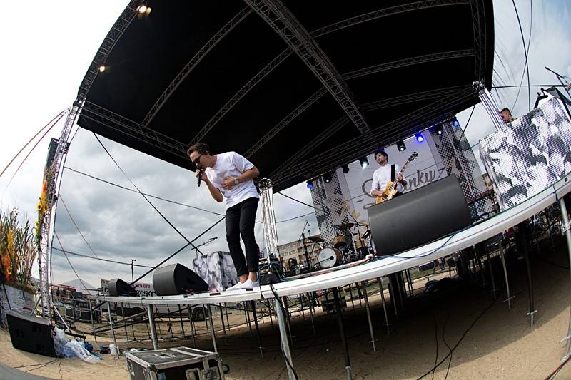 Dožínky na Letné obohatili svými koncerty Slza, Ewa Farna, Voxel nebo Pokáč