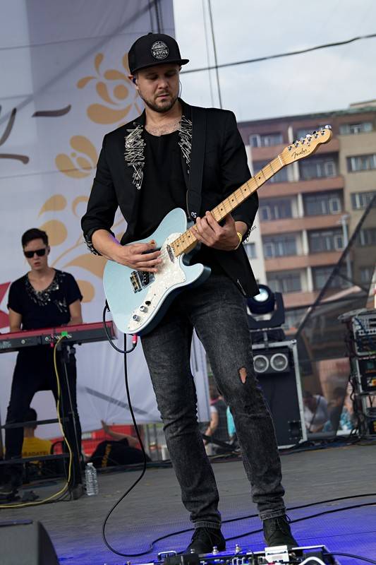 Dožínky na Letné obohatili svými koncerty Slza, Ewa Farna, Voxel nebo Pokáč