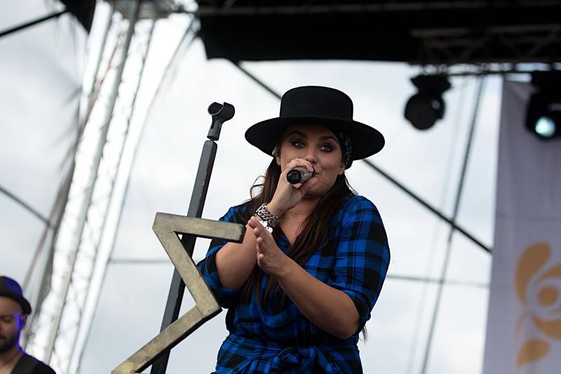 Dožínky na Letné obohatili svými koncerty Slza, Ewa Farna, Voxel nebo Pokáč