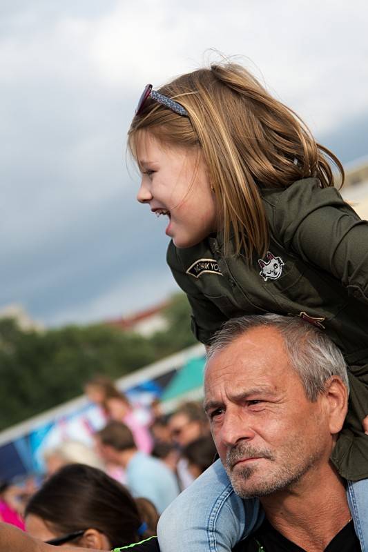 Dožínky na Letné obohatili svými koncerty Slza, Ewa Farna, Voxel nebo Pokáč