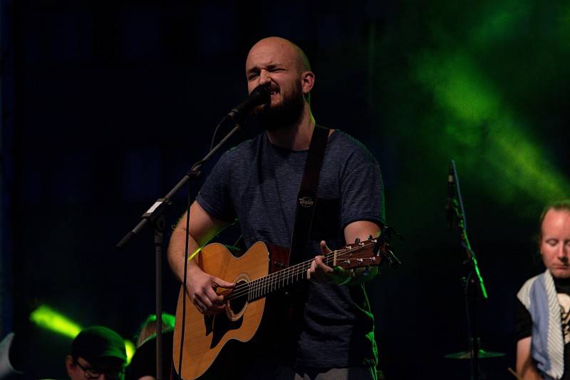 Dožínky na Letné obohatili svými koncerty Slza, Ewa Farna, Voxel nebo Pokáč