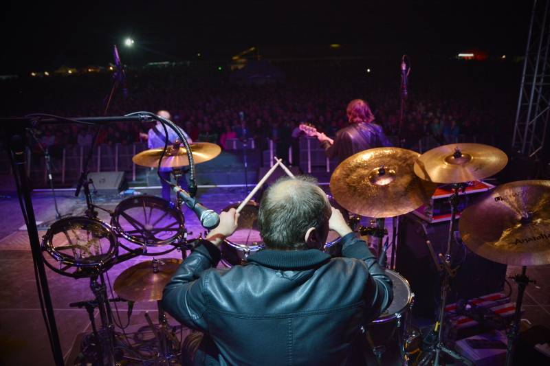Letní sezónu na Výravě zakončili Suzi Quatro, Olympic, Turbo a ohňostroj