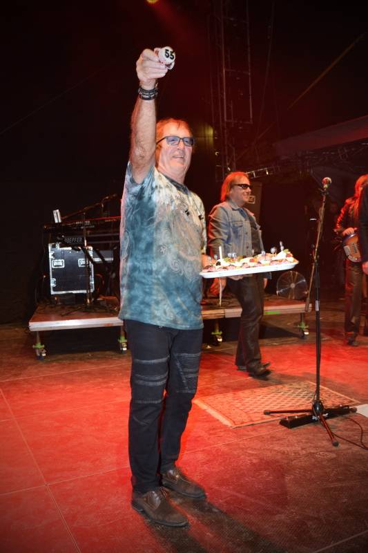 Letní sezónu na Výravě zakončili Suzi Quatro, Olympic, Turbo a ohňostroj