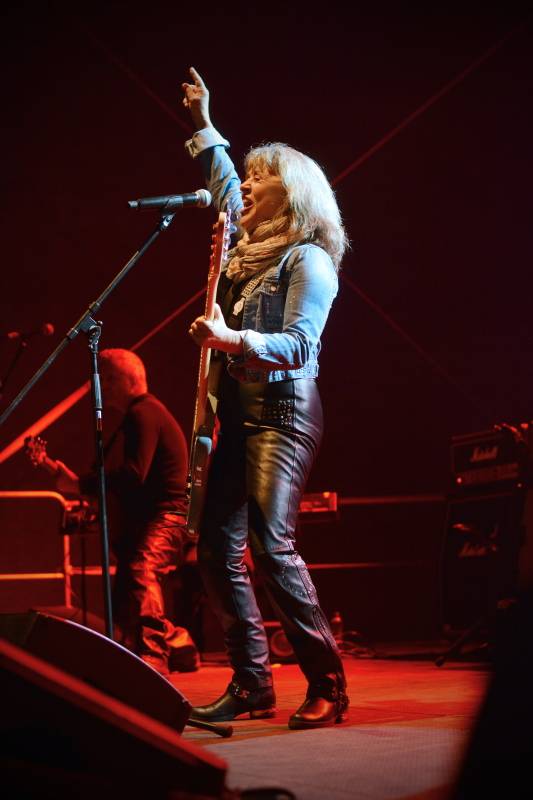 Letní sezónu na Výravě zakončili Suzi Quatro, Olympic, Turbo a ohňostroj