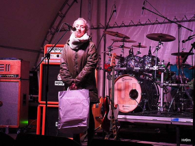 Ekompilace završila své turné v Krnově, na tamním náměstí zářili Wohnout a Thom Artway