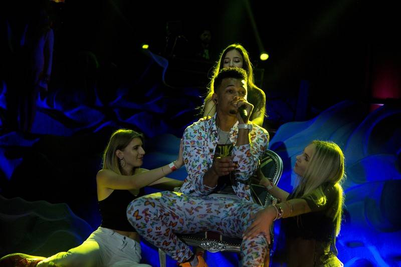 Ben Cristovao předvedl ve Žlutých lázních skvělou show plnou překvapení